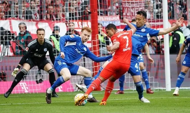  德甲金靴争夺战进入白热化阶段悬念迭起