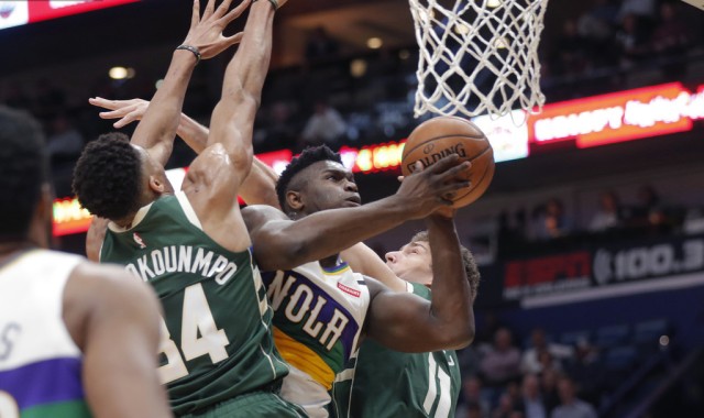  锡安高效砍下35分，鹈鹕击败公牛结束三连败  