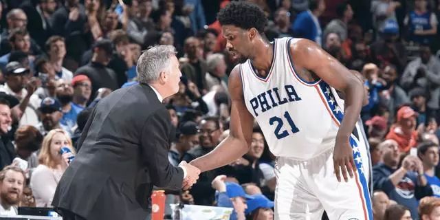  恩比德赛季报销76人陷危机  